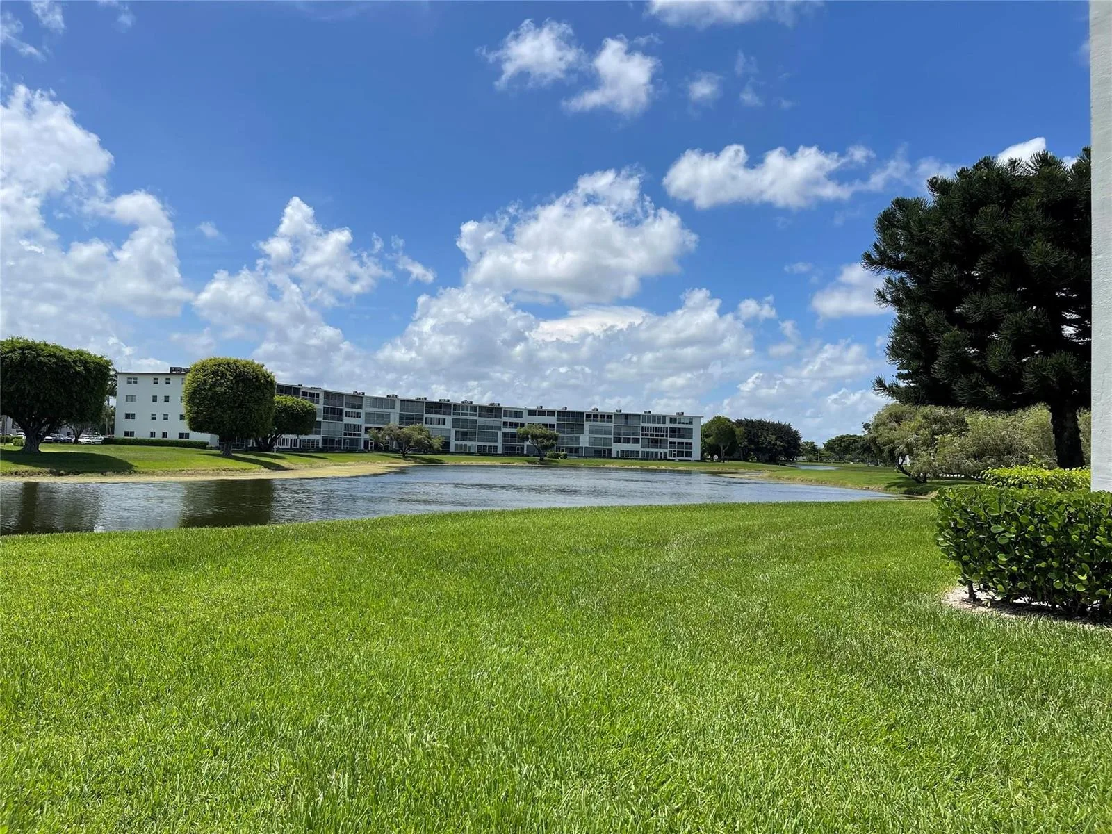 4030 Hythe B # 4030, Boca Raton, FL 33434 photo 5