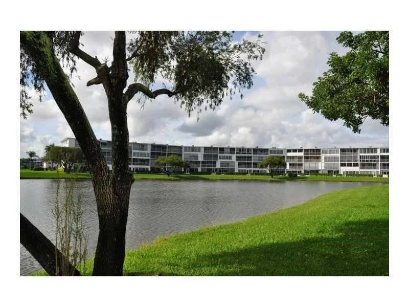 4030 Hythe B # 4030, Boca Raton, FL 33434 photo 6