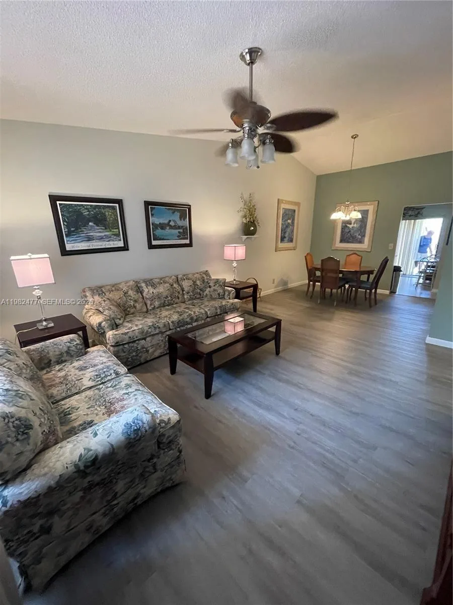8042 SE Villa Cir # 8042, Hobe Sound, FL 33455