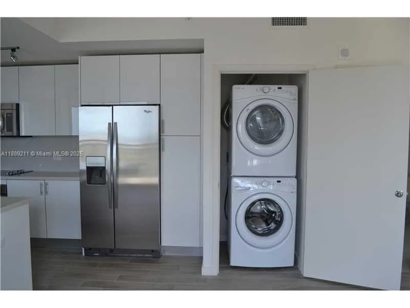 999 SW 1st Ave # 2103, Miami, FL 33130 photo 7