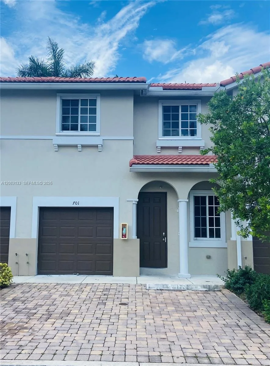 21401 NW 13th Ct # 701, Miami Gardens, FL 33169