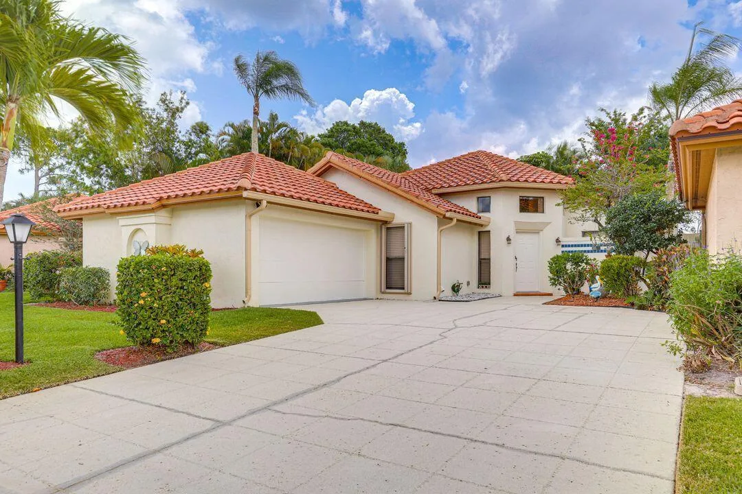 2856 SW Mariposa Circle, Palm City, FL 34990