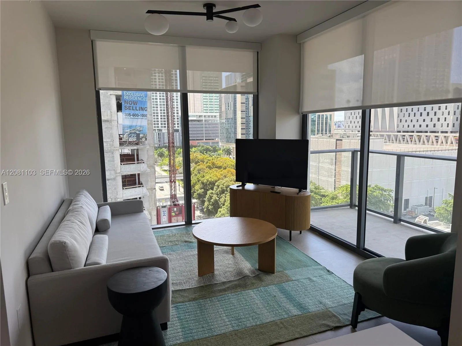 11 NE 6th St # 801, Miami, FL 33132