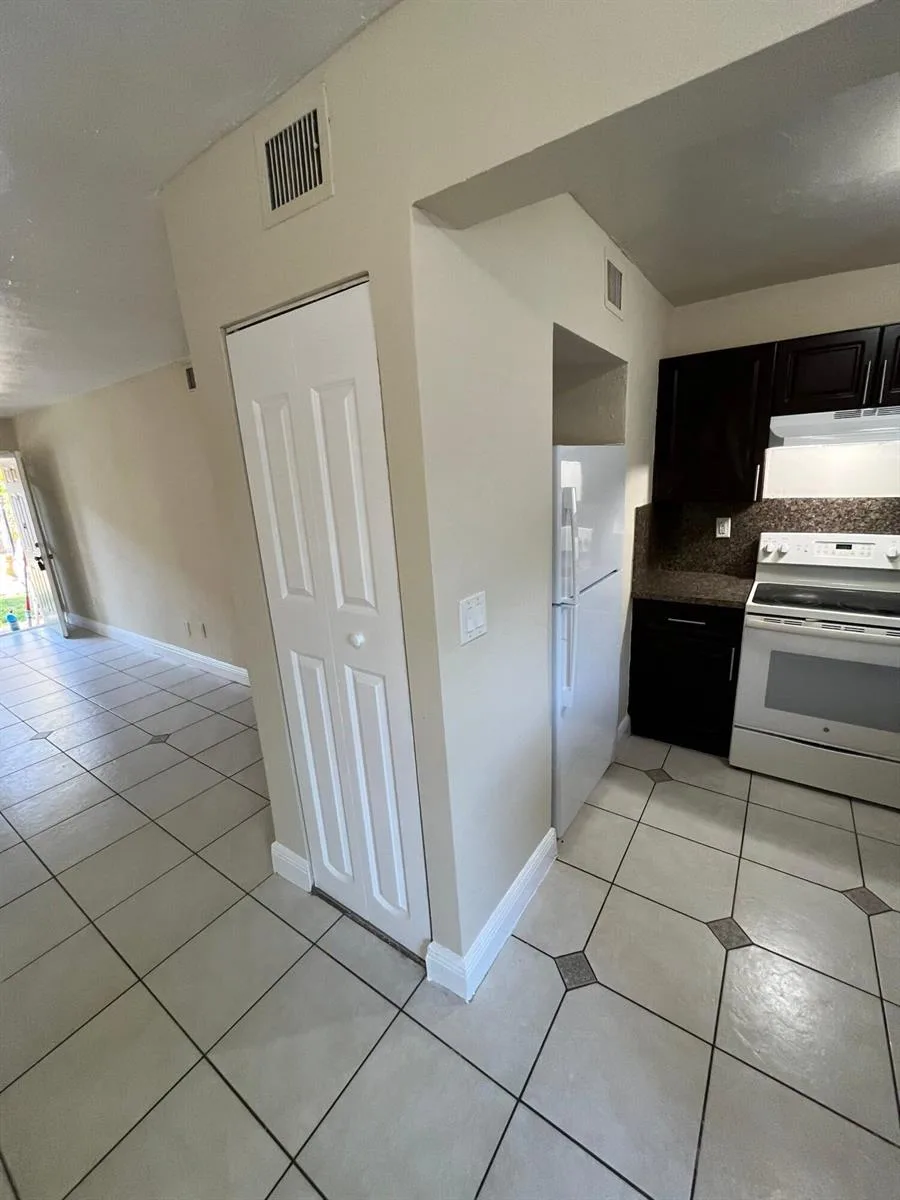 1370 NE 119TH Street # 137008, Miami, FL 33161 photo 10