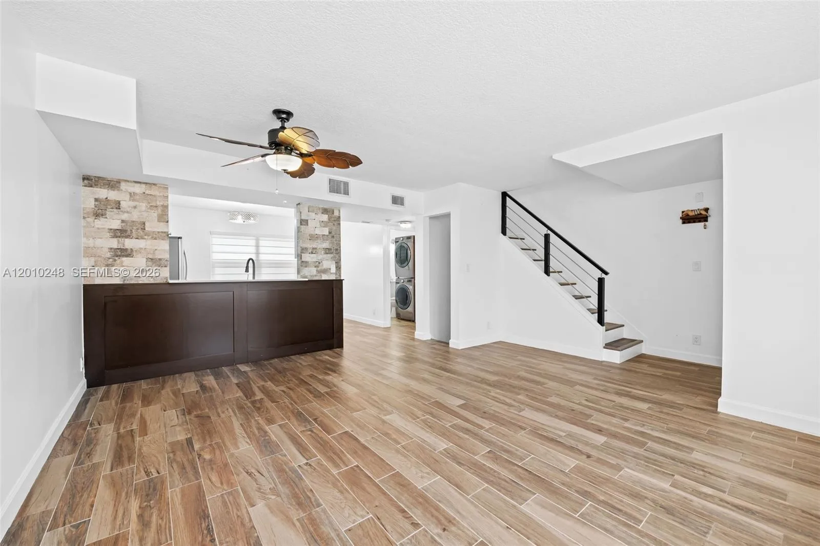 343 Virginia St, Hollywood, FL 33019 photo 11