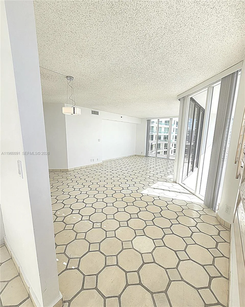 20185 E Country Club Dr # 2505, Aventura, FL 33180 photo 12