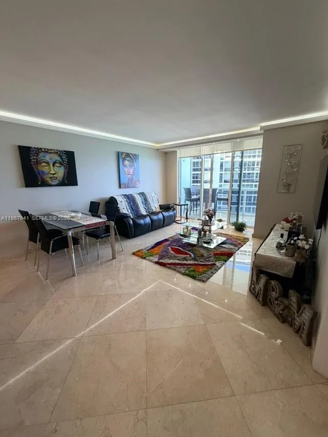 1830 S Ocean Dr # 3810, Hallandale Beach, FL 33009 photo 3