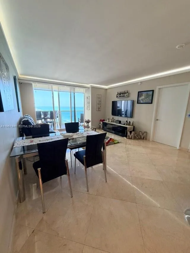 1830 S Ocean Dr # 3810, Hallandale Beach, FL 33009 photo 4
