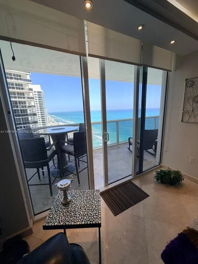 1830 S Ocean Dr # 3810, Hallandale Beach, FL 33009 photo 8
