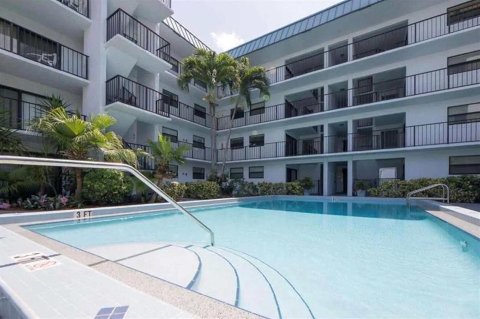1975 SE 3rd Street # 403, Deerfield Beach, FL 33441