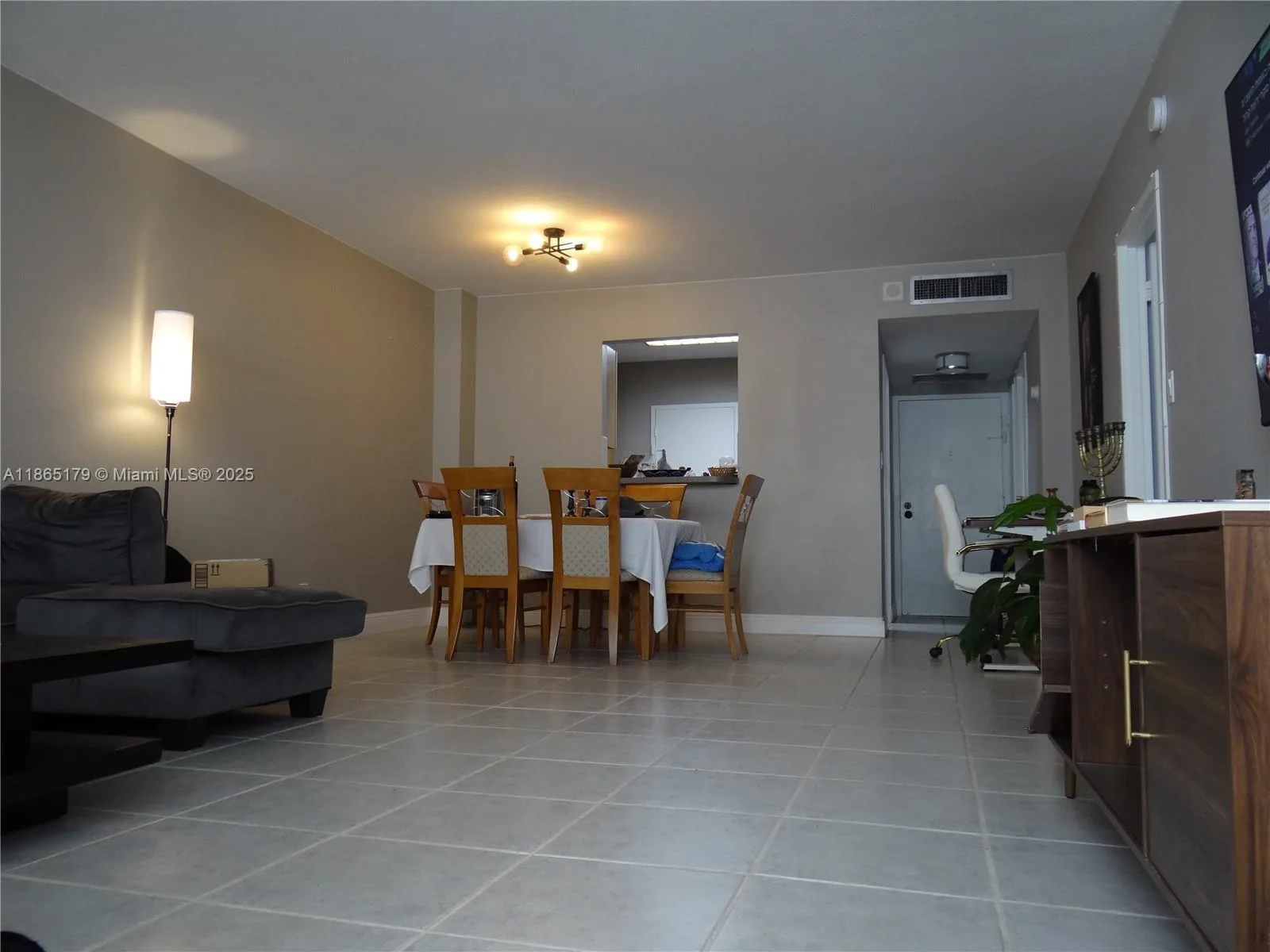 3725 S Ocean Dr # 607, Hollywood, FL 33019 photo 5