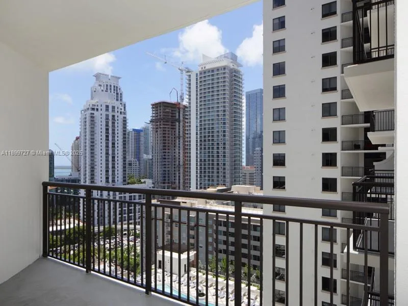 999 SW 1st Ave # 2016, Miami, FL 33130 photo 7