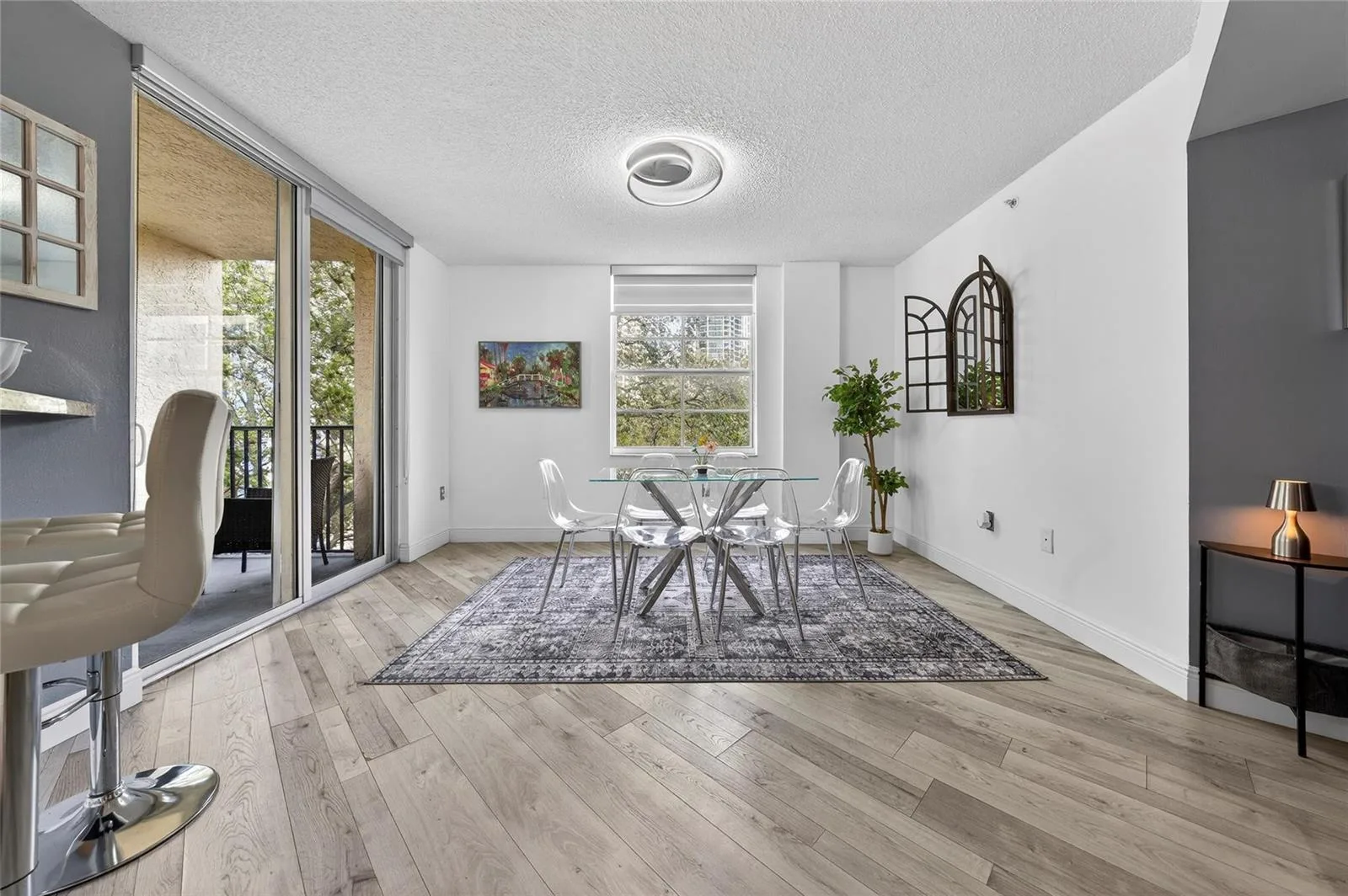 520 SE 5th Avenue # 2404, Fort Lauderdale, FL 33301