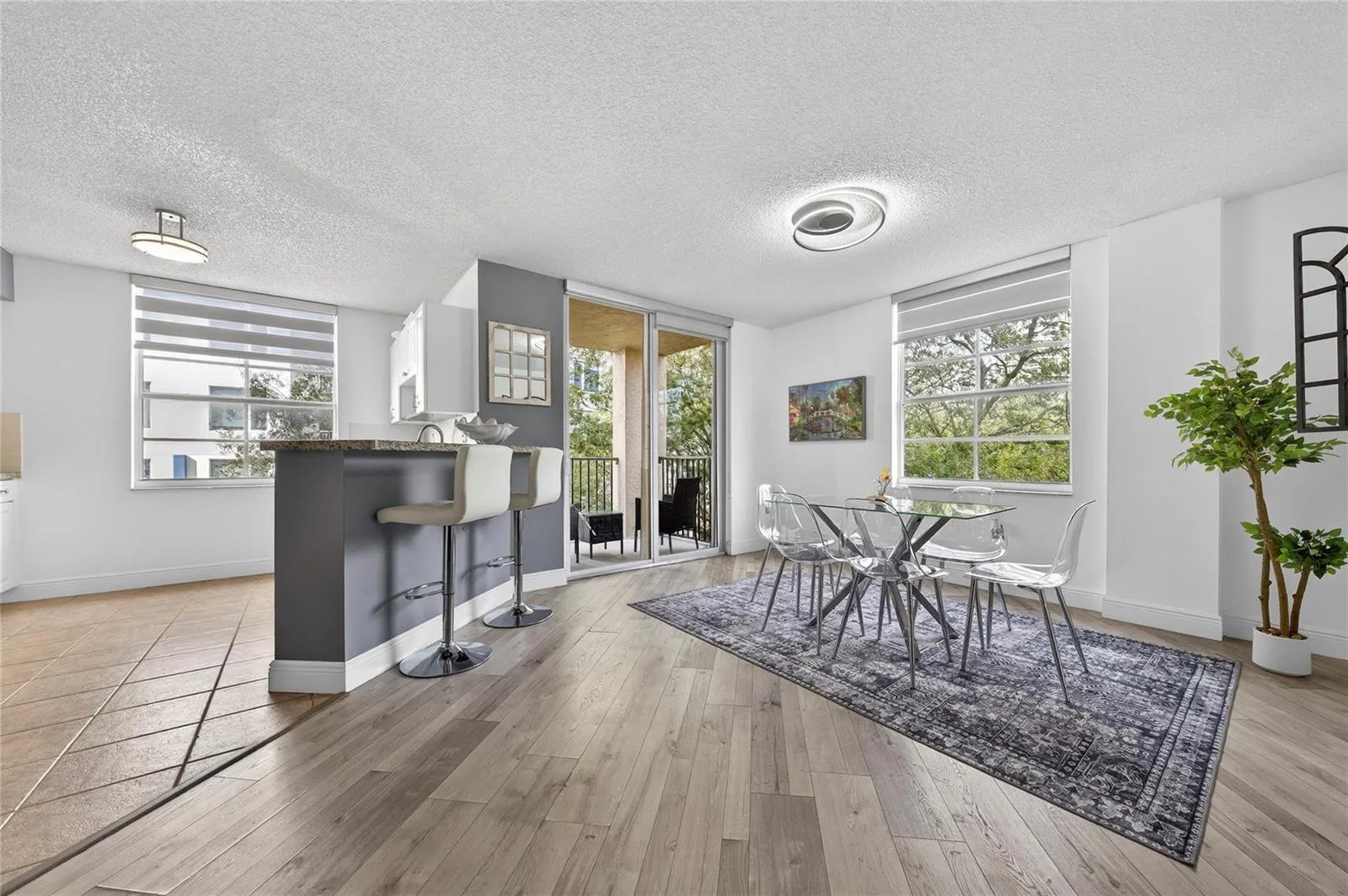 520 SE 5th Avenue # 2404, Fort Lauderdale, FL 33301 photo 2