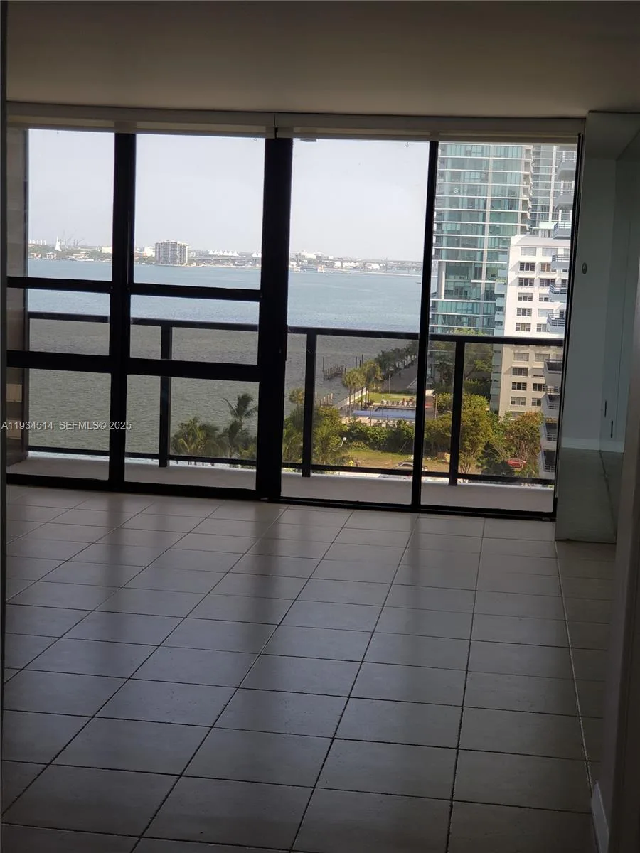 600 NE 36th St # 1116, Miami, FL 33137