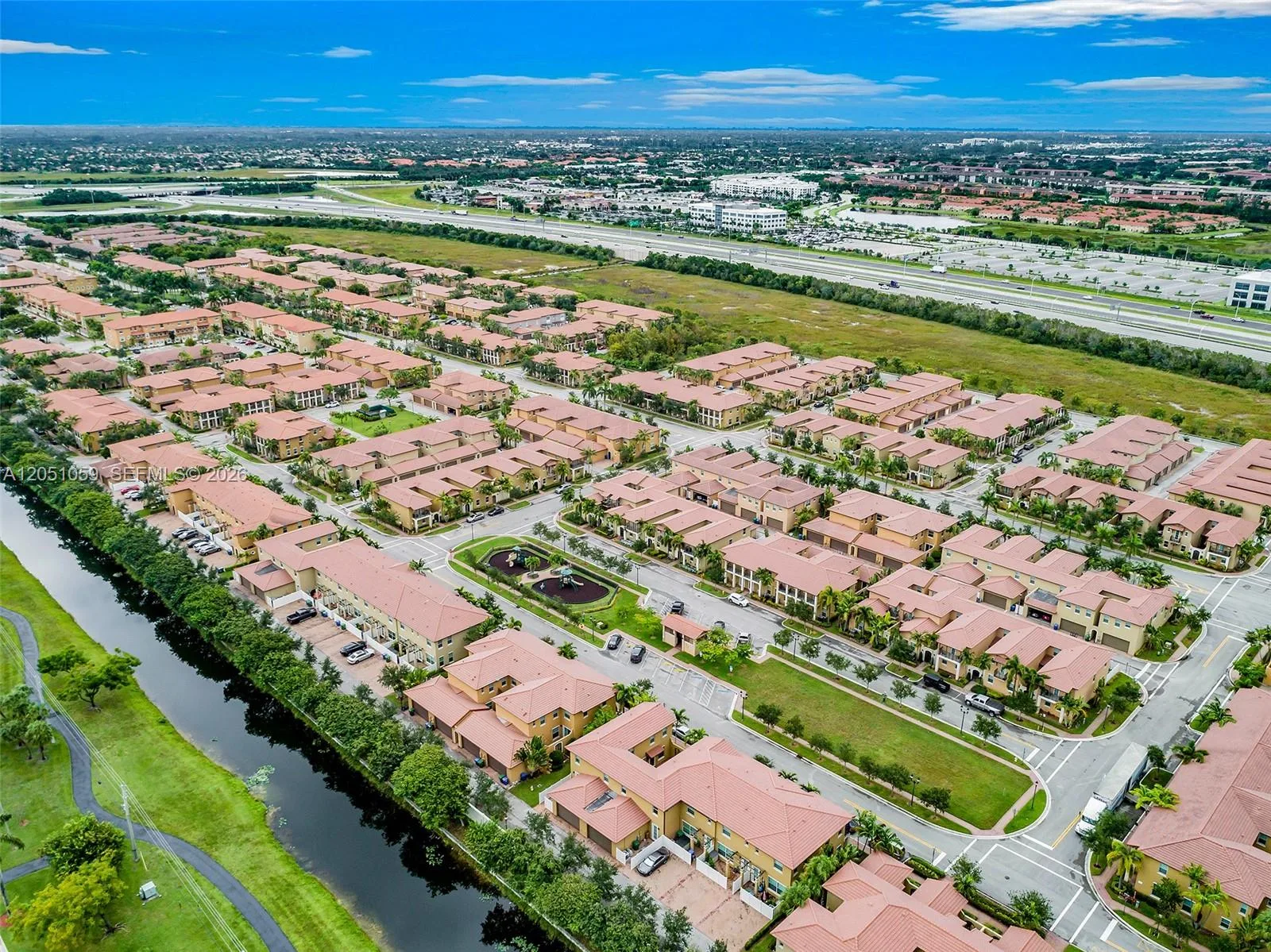 1213 SW 147th Ave, Pembroke Pines, FL 33027 photo 4