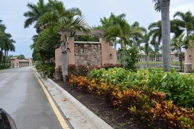 1213 SW 147th Ave, Pembroke Pines, FL 33027 photo 6