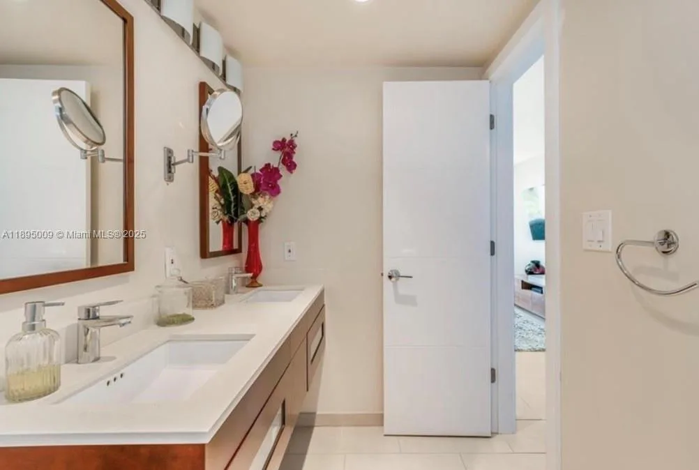 3015 N Ocean Blvd # 19H, Fort Lauderdale, FL 33308 photo 4