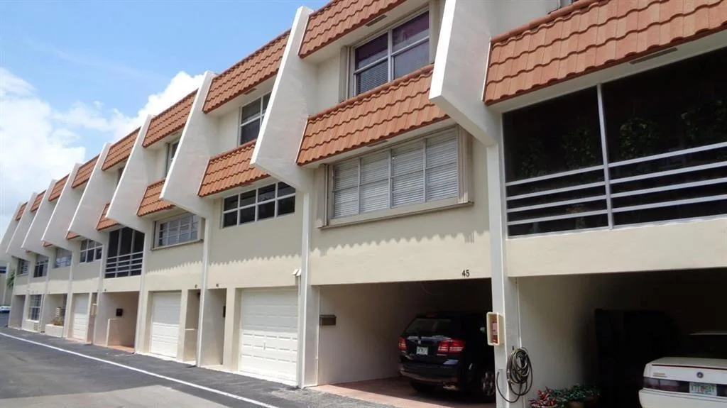 5555 N OCEAN Boulevard # 45, Lauderdale By The Sea, FL 33308