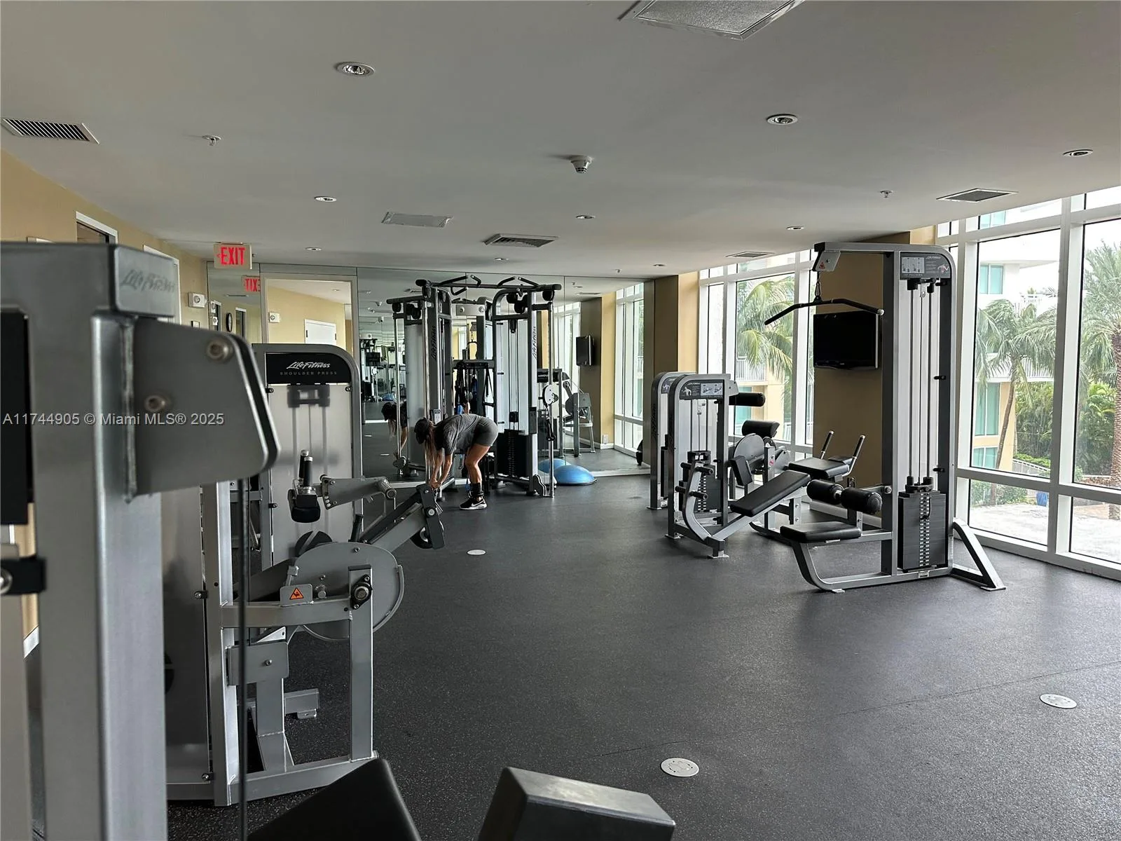 1755 E Hallandale Beach Blvd # MEZ7E, Hallandale Beach, FL 33009 photo 13