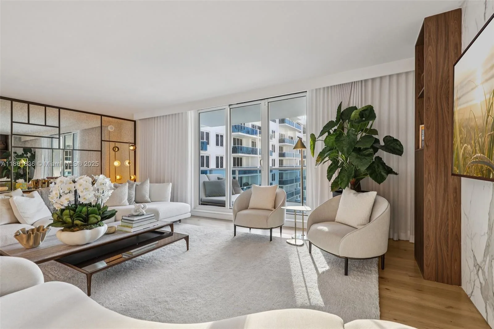 102 24th St # 1440, Miami Beach, FL 33139 photo 3