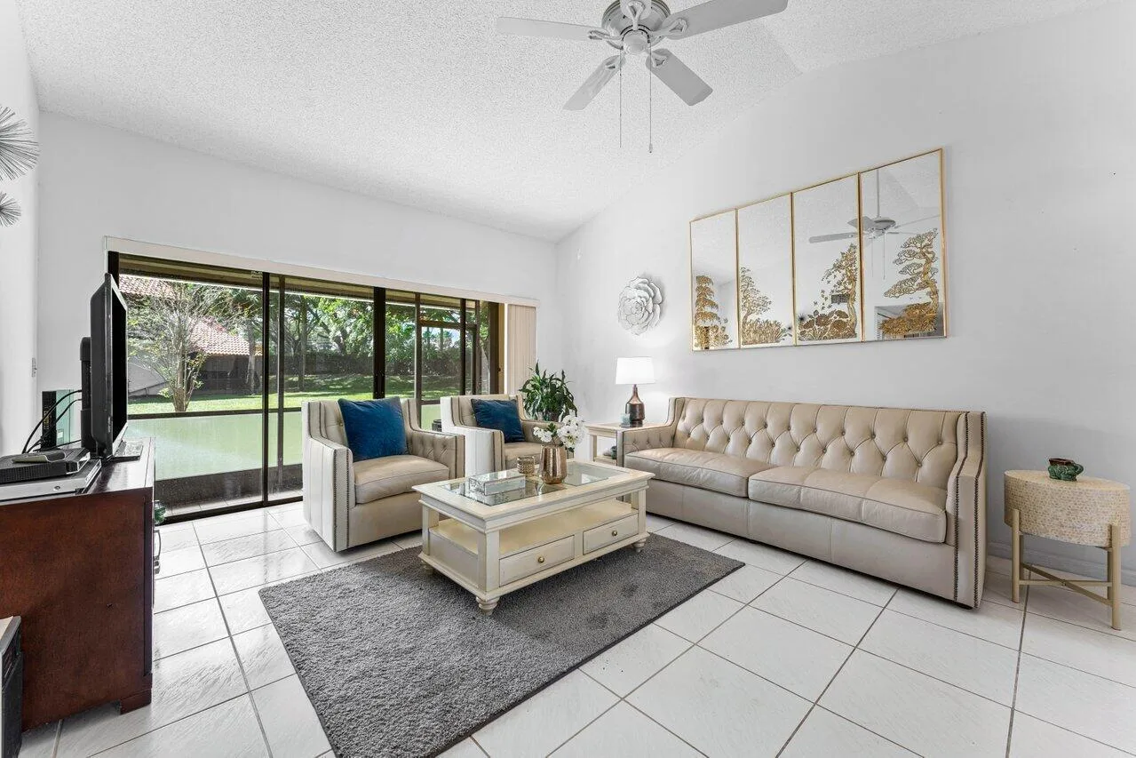 10 Via De Casas Sur # 104, Boynton Beach, FL 33426 photo 5