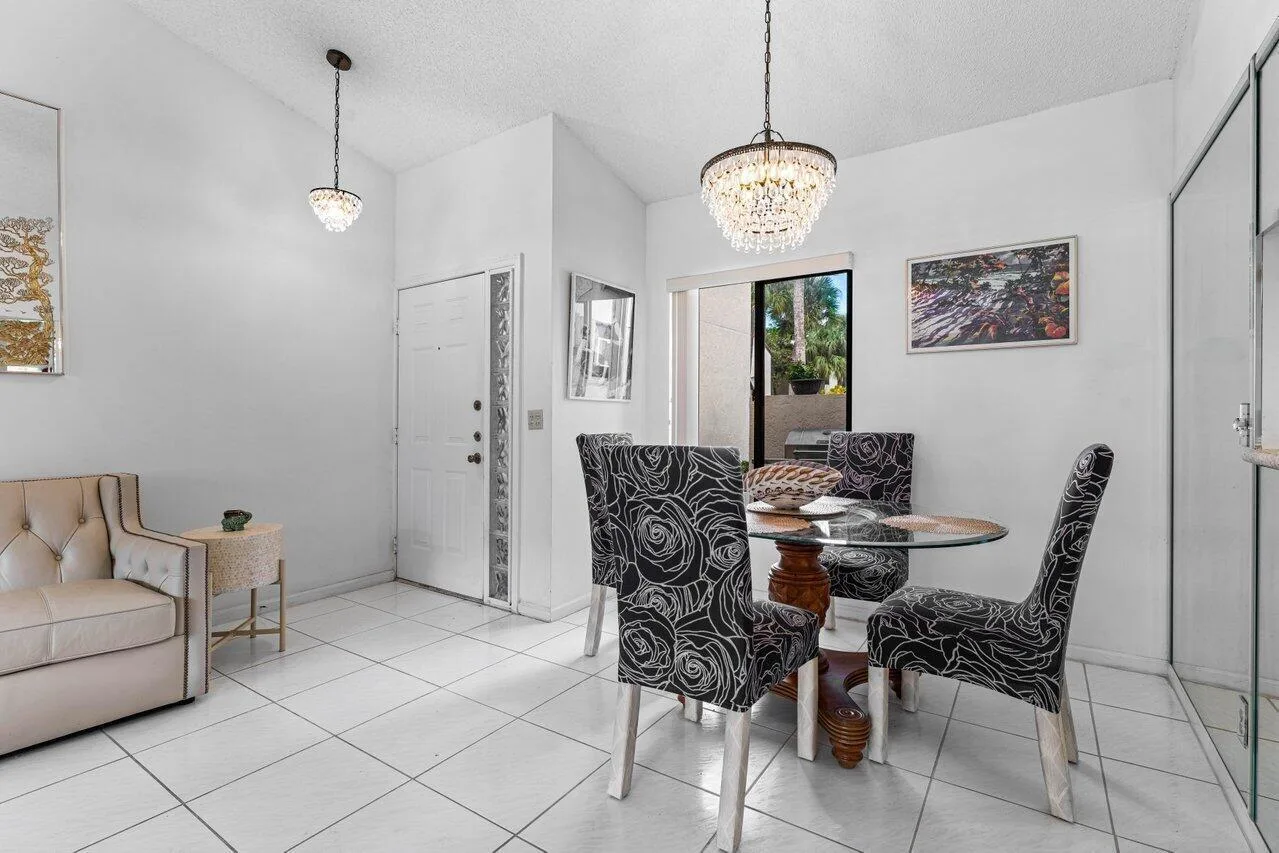 10 Via De Casas Sur # 104, Boynton Beach, FL 33426 photo 6