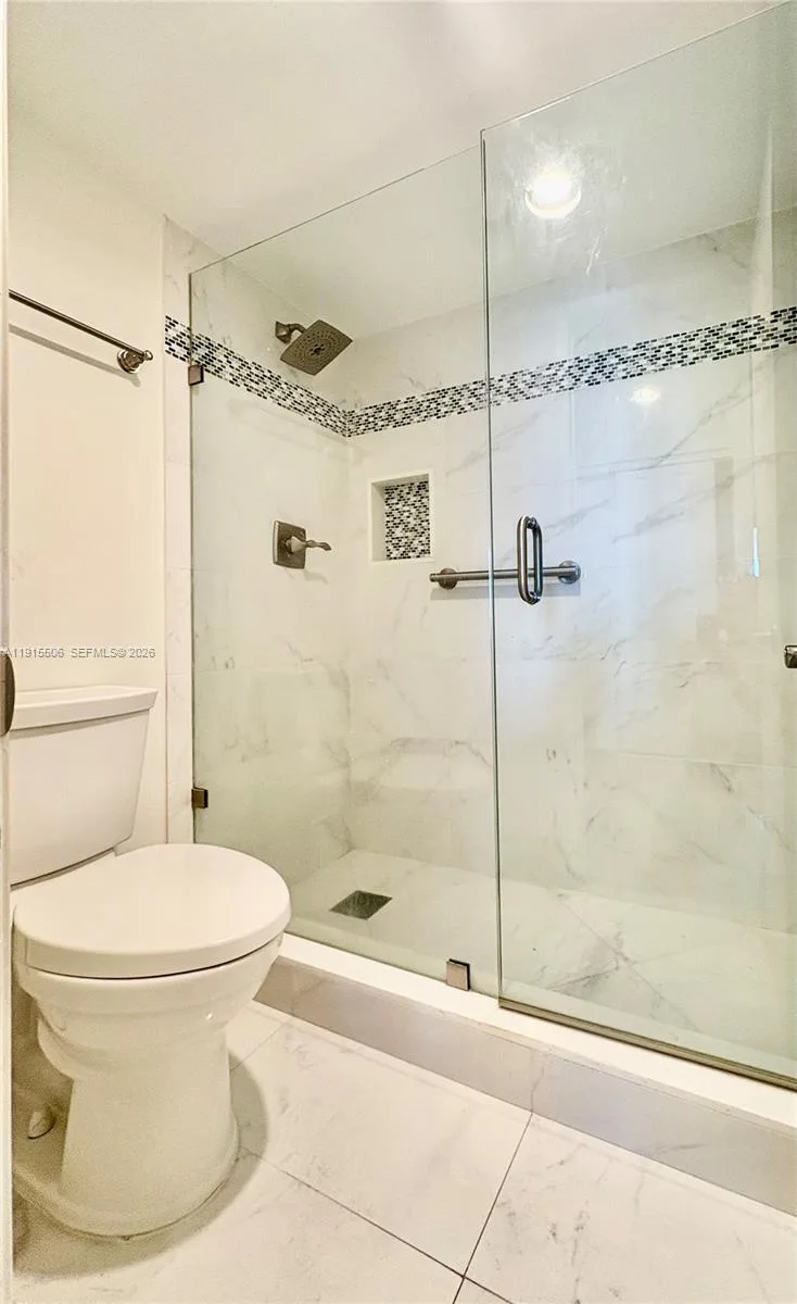 20515 E Country Club Dr # 147, Aventura, FL 33180 photo 12