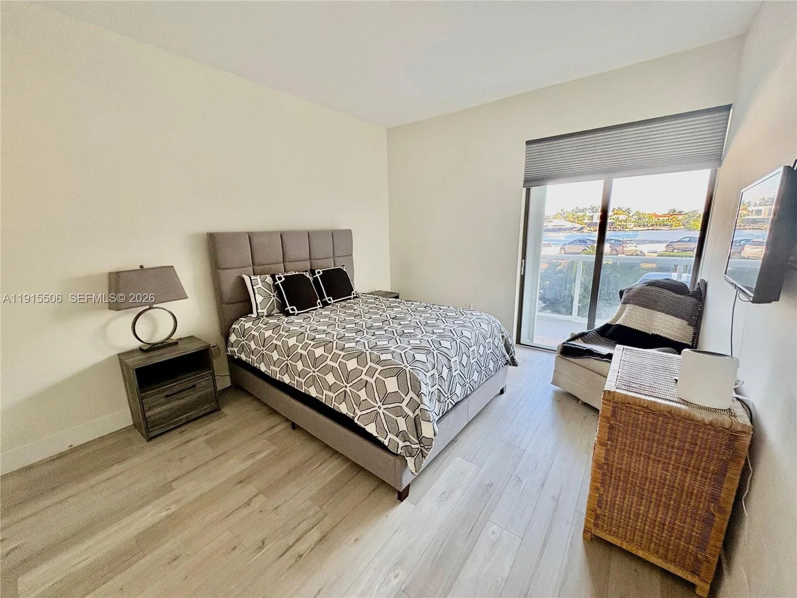 20515 E Country Club Dr # 147, Aventura, FL 33180 photo 9