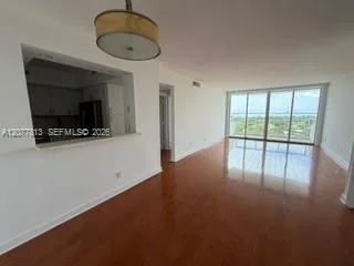 5600 Collins Ave # 15J, Miami Beach, FL 33140