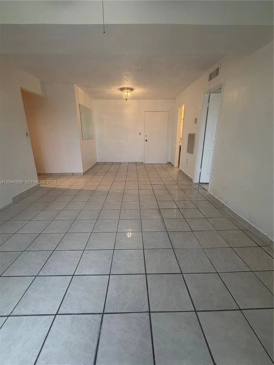 4717 NW 7th St # 803-10, Miami, FL 33126 photo 5