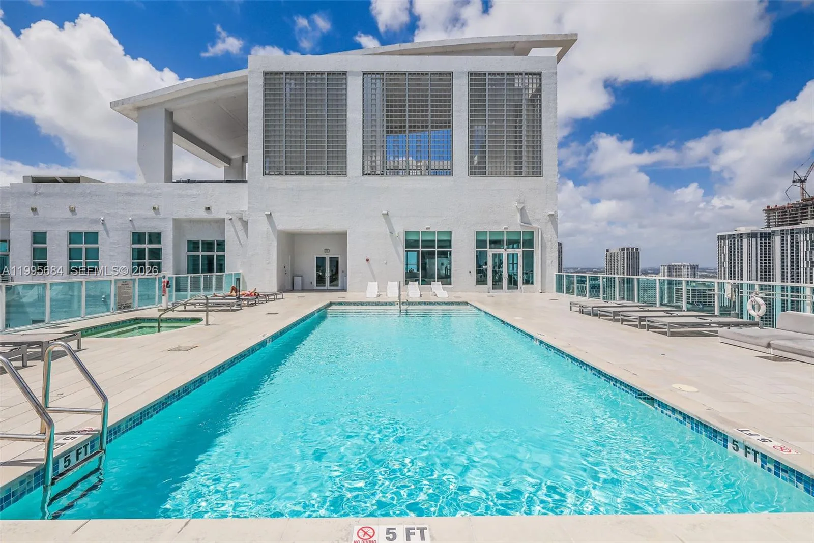 133 NE 2nd Ave # 611, Miami, FL 33132 photo 8