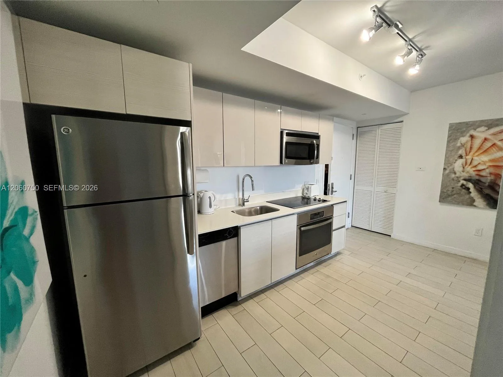 2602 E Hallandale Beach Blvd # 1105, Hallandale Beach, FL 33009 photo 9