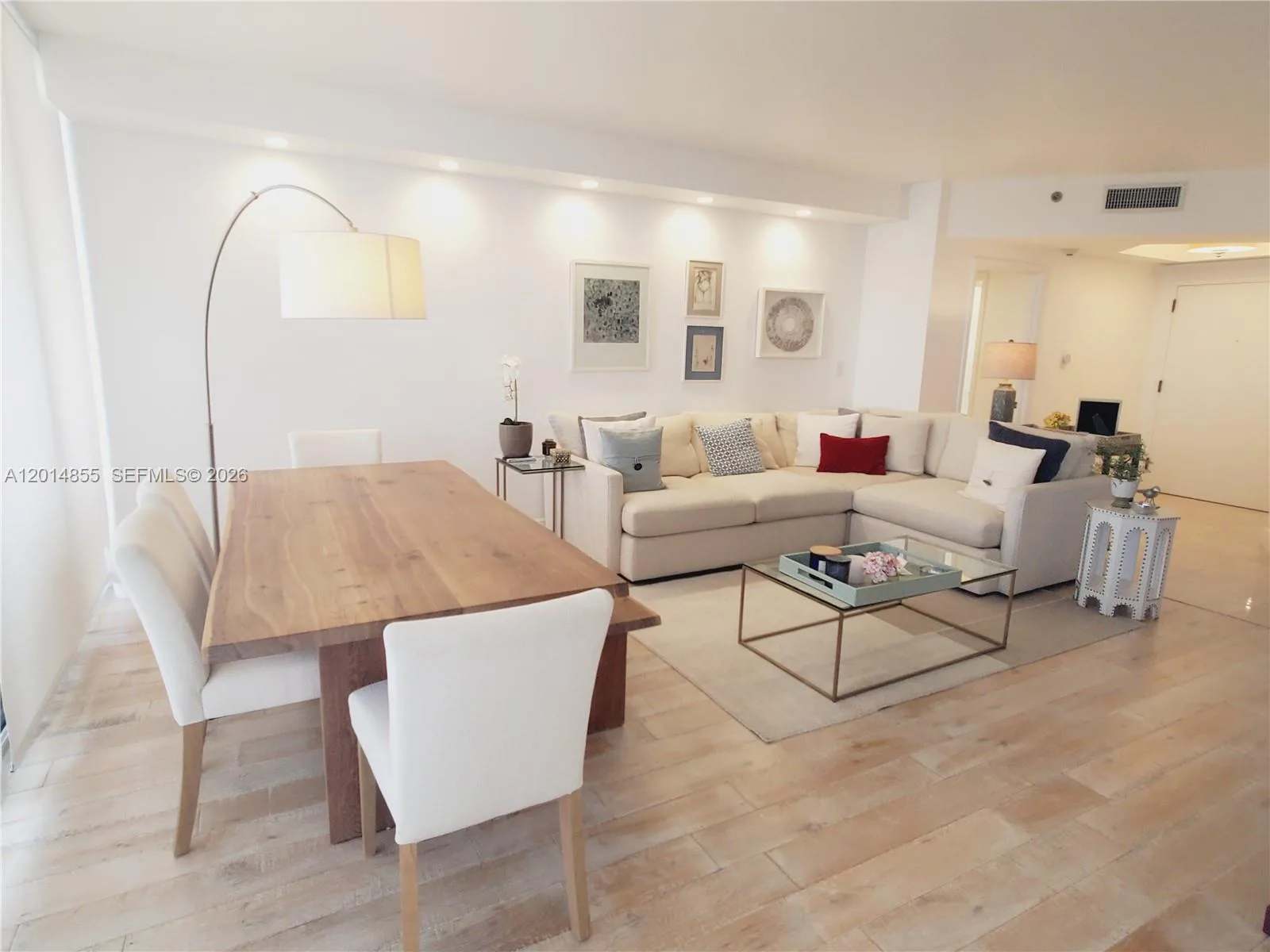 2000 Island Blvd # 2703, Aventura, FL 33160 photo 2