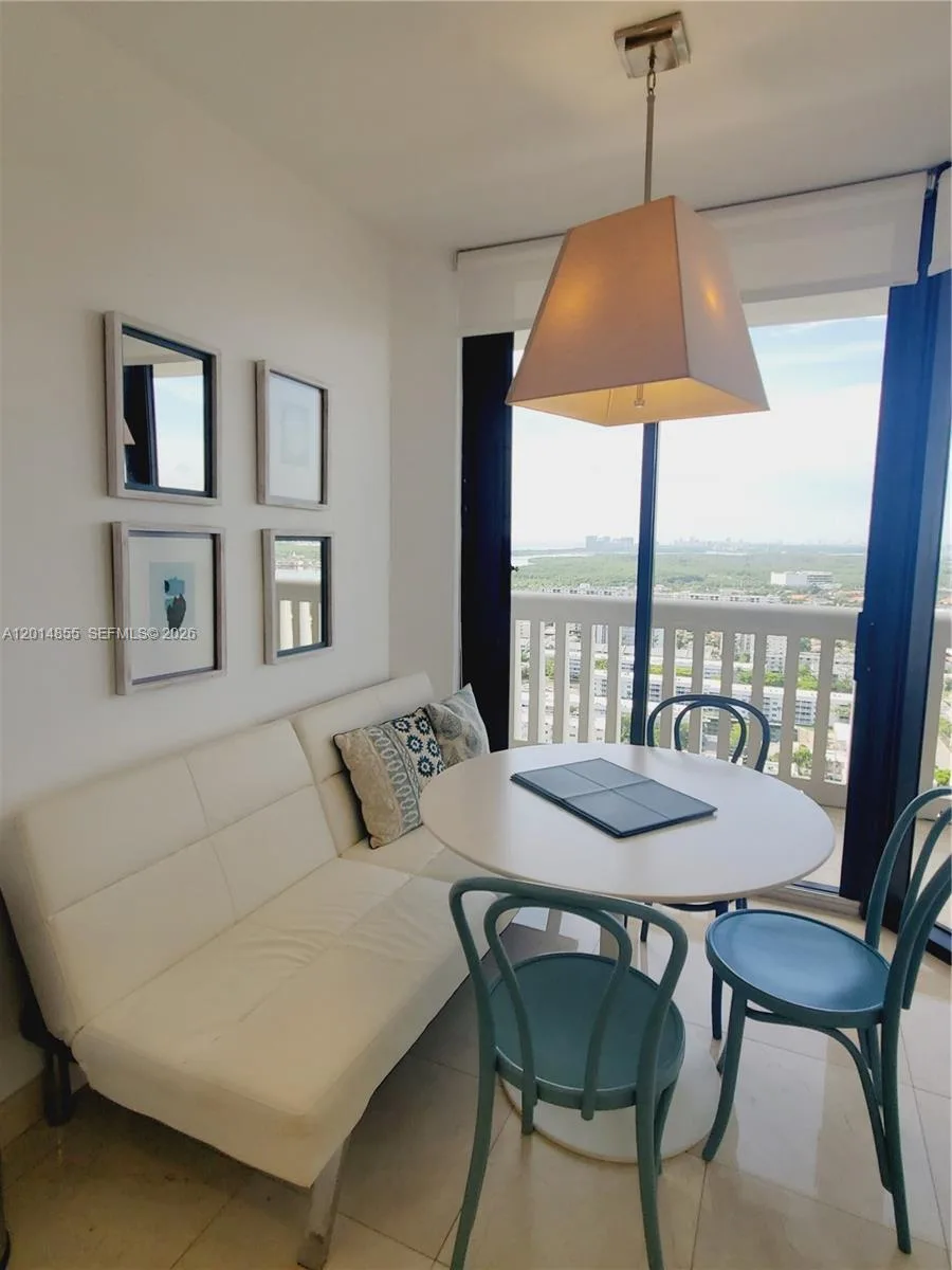 2000 Island Blvd # 2703, Aventura, FL 33160 photo 8