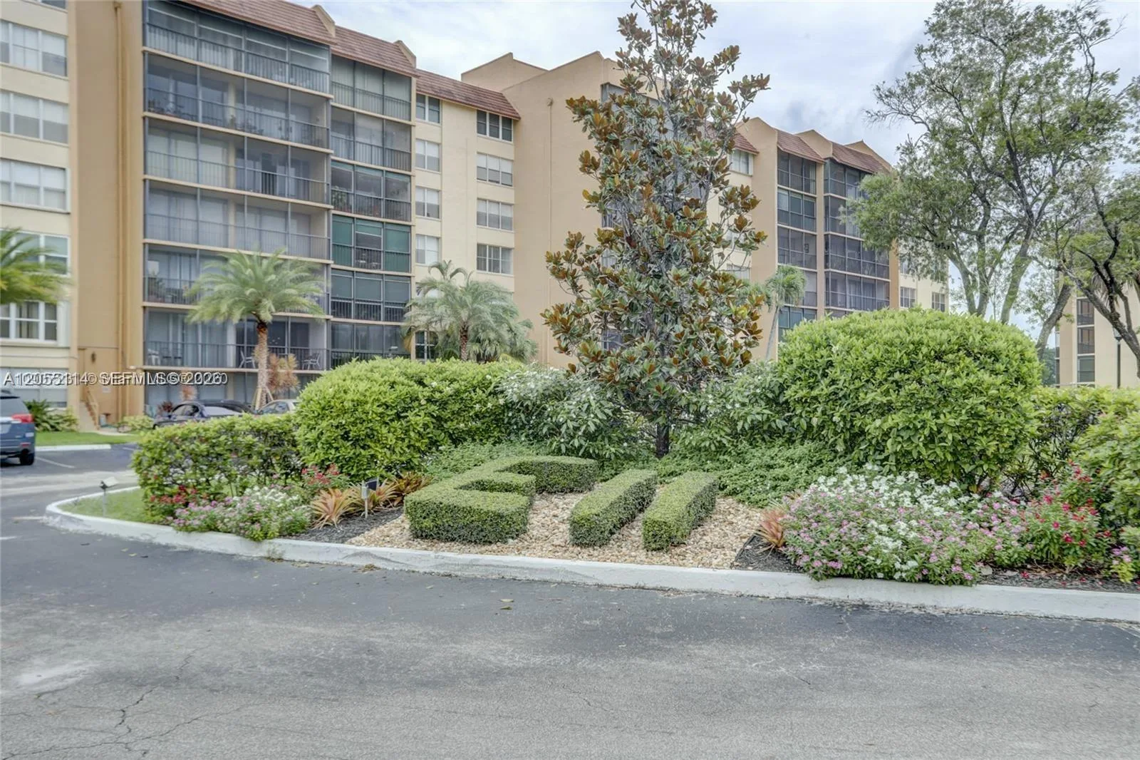 3771 Environ Blvd # 447, Lauderhill, FL 33319
