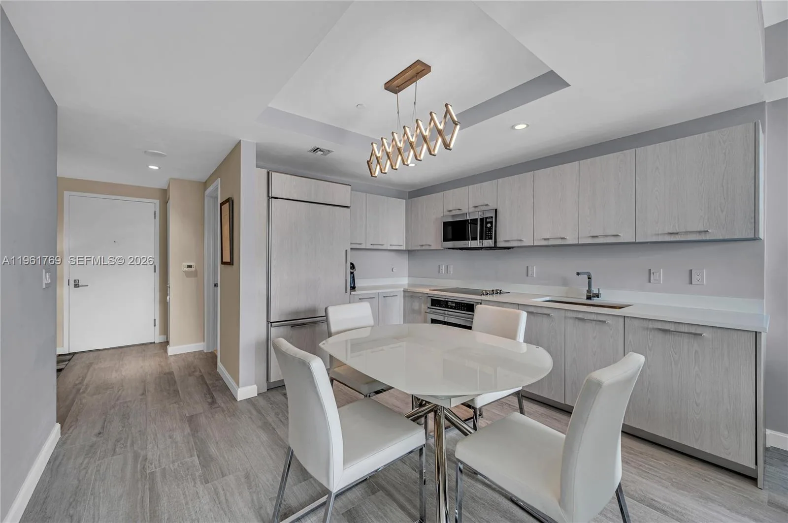 55 SW 9th St # 4004, Miami, FL 33130 photo 7