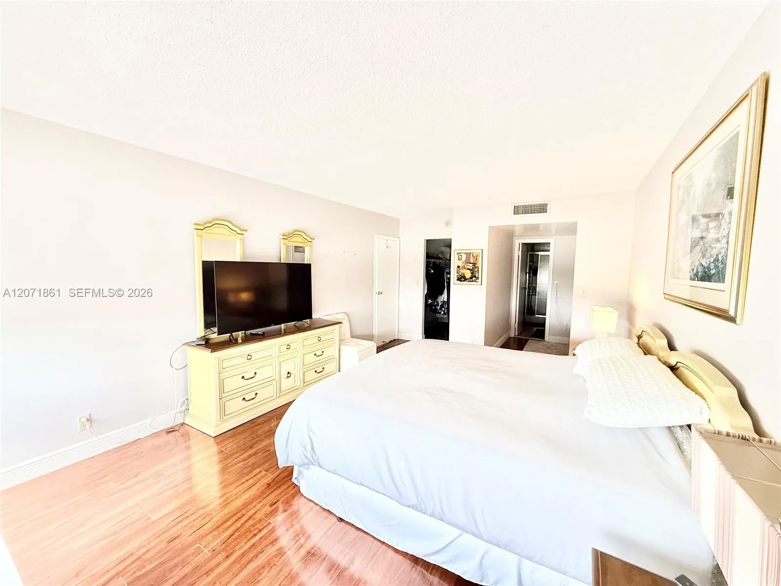 600 Three Islands Blvd # 1107, Hallandale Beach, FL 33009 photo 10