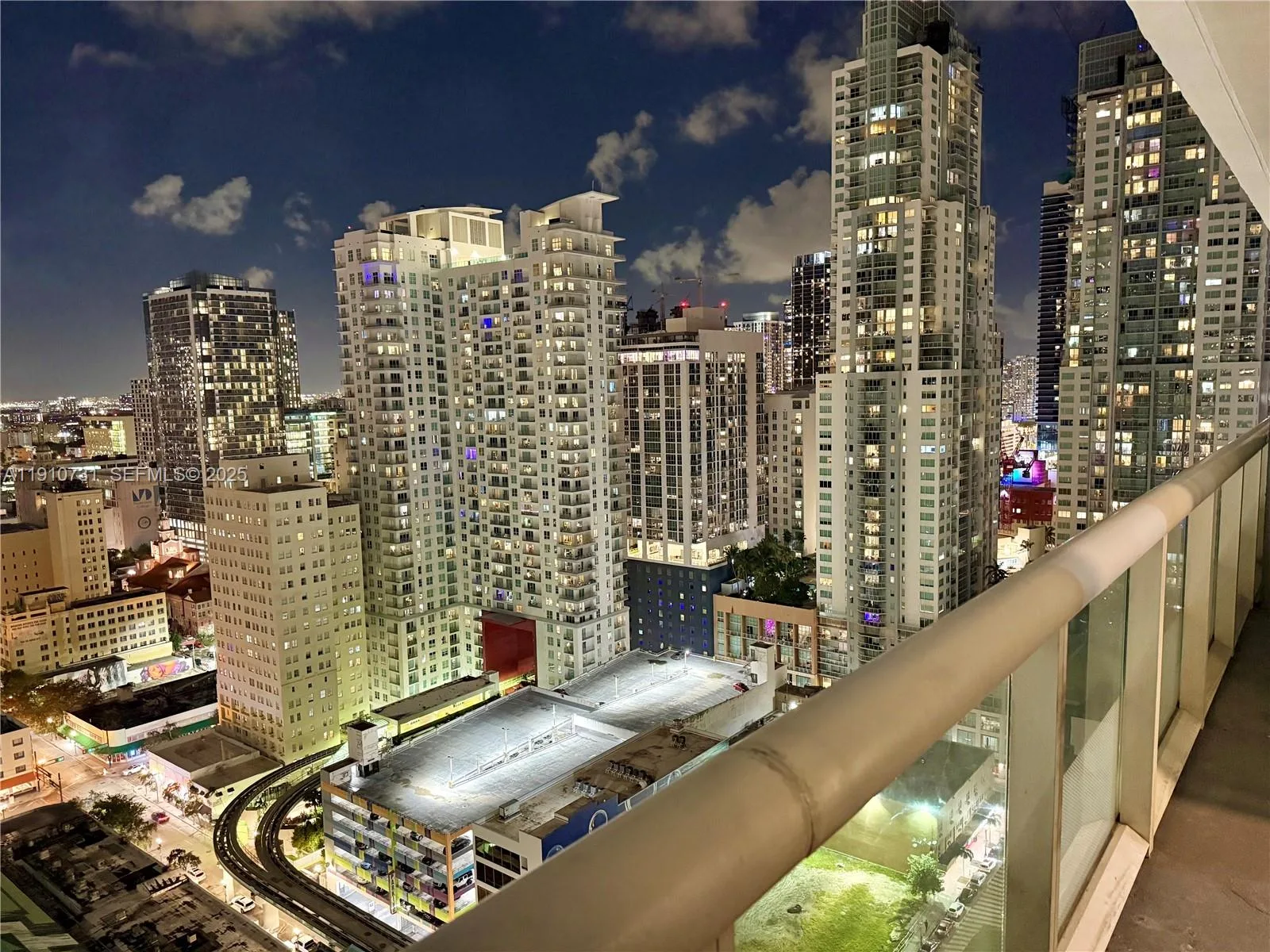 50 Biscayne Blvd # 2909, Miami, FL 33132 photo 13