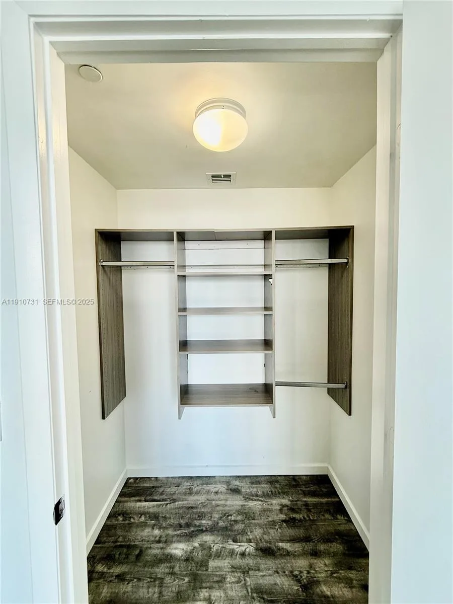 50 Biscayne Blvd # 2909, Miami, FL 33132 photo 7