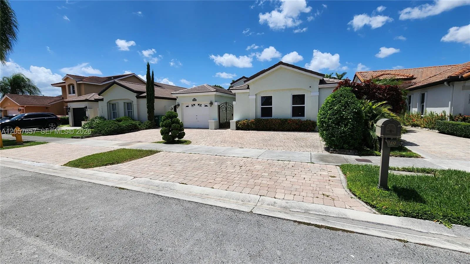 14249 SW 90th Ter, Miami, FL 33186