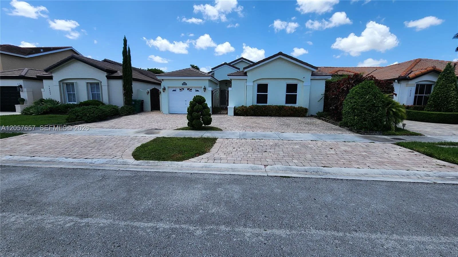 14249 SW 90th Ter, Miami, FL 33186 photo 2