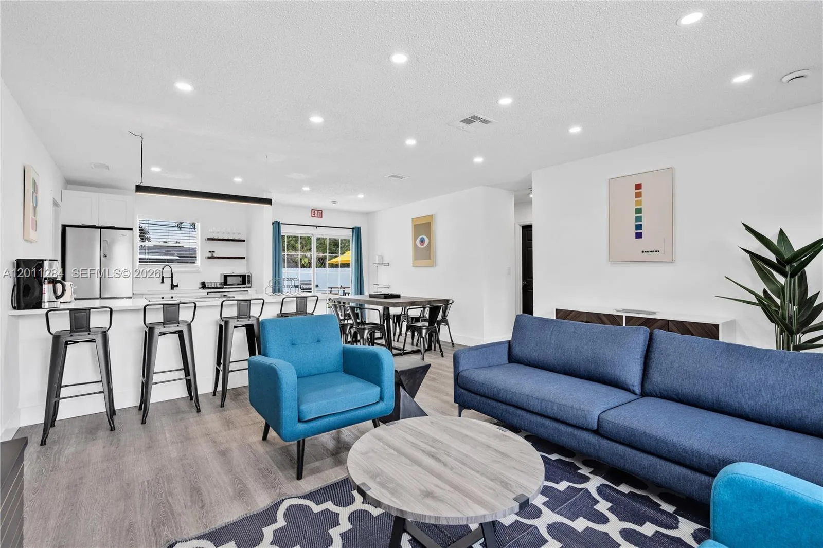 7471 Hope St, Hollywood, FL 33024 photo 4