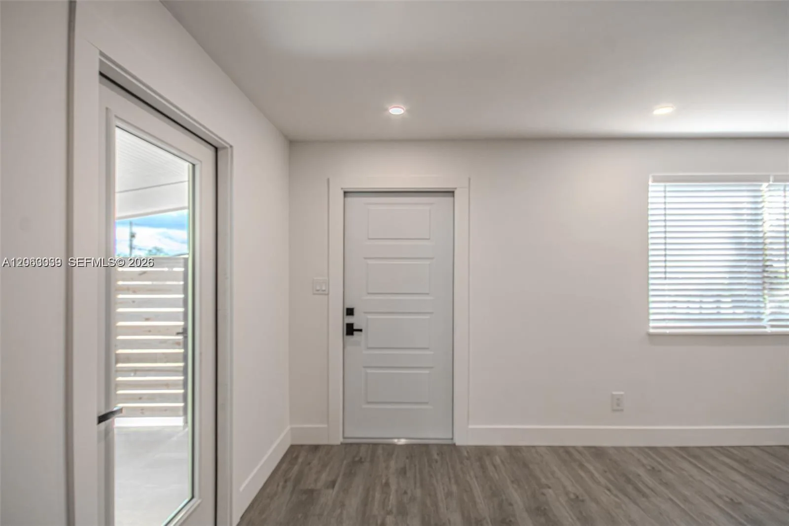 801 NE 57th St, Oakland Park, FL 33334 photo 10