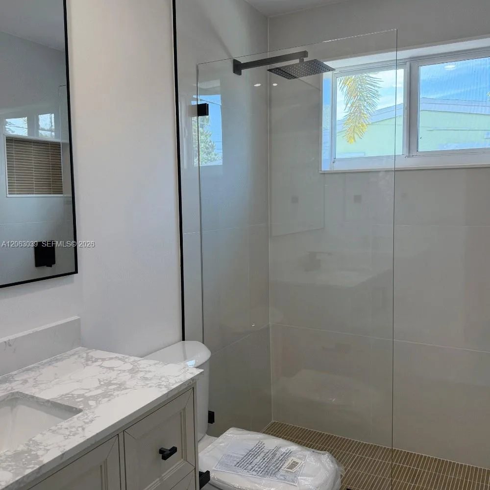 801 NE 57th St, Oakland Park, FL 33334 photo 12
