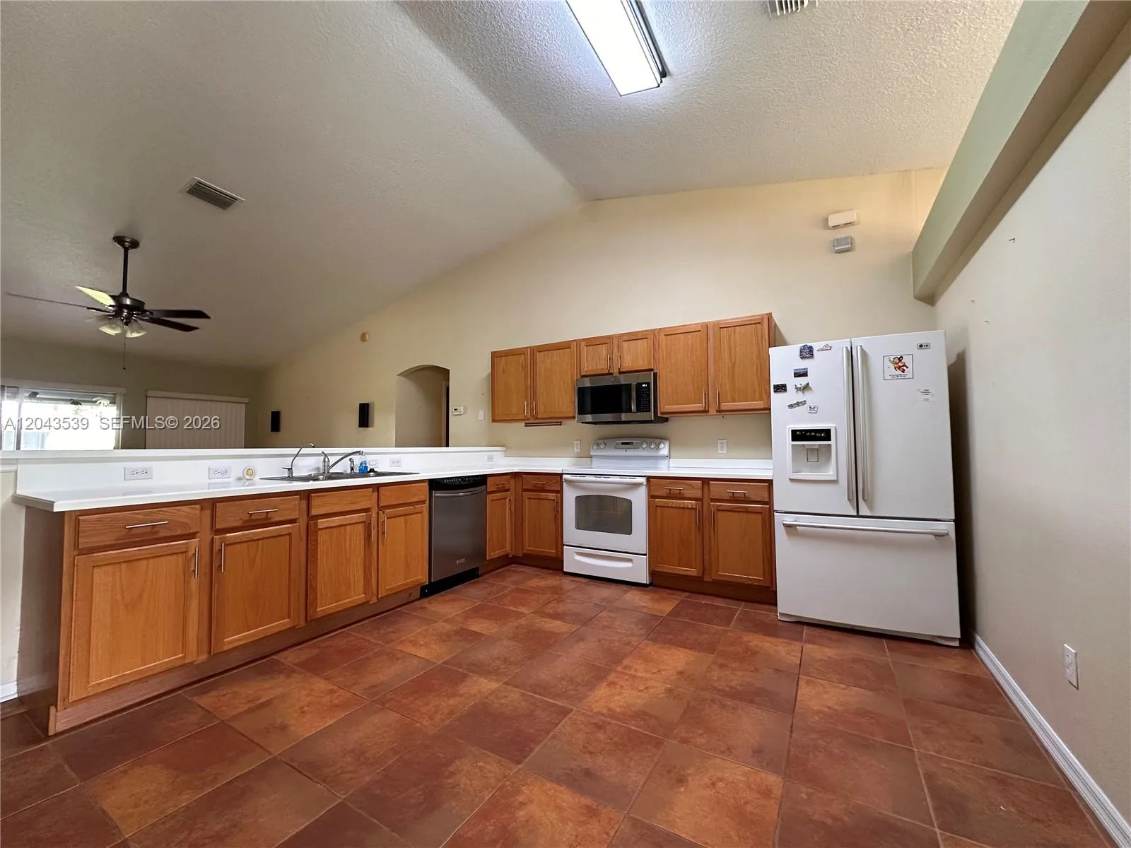 7975 105th Ave, Vero Beach, FL 32967 photo 2