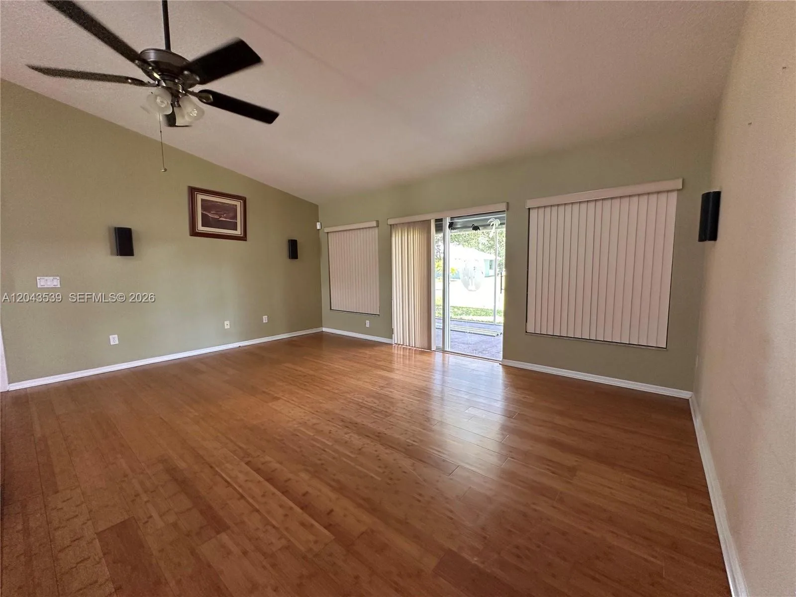 7975 105th Ave, Vero Beach, FL 32967 photo 4