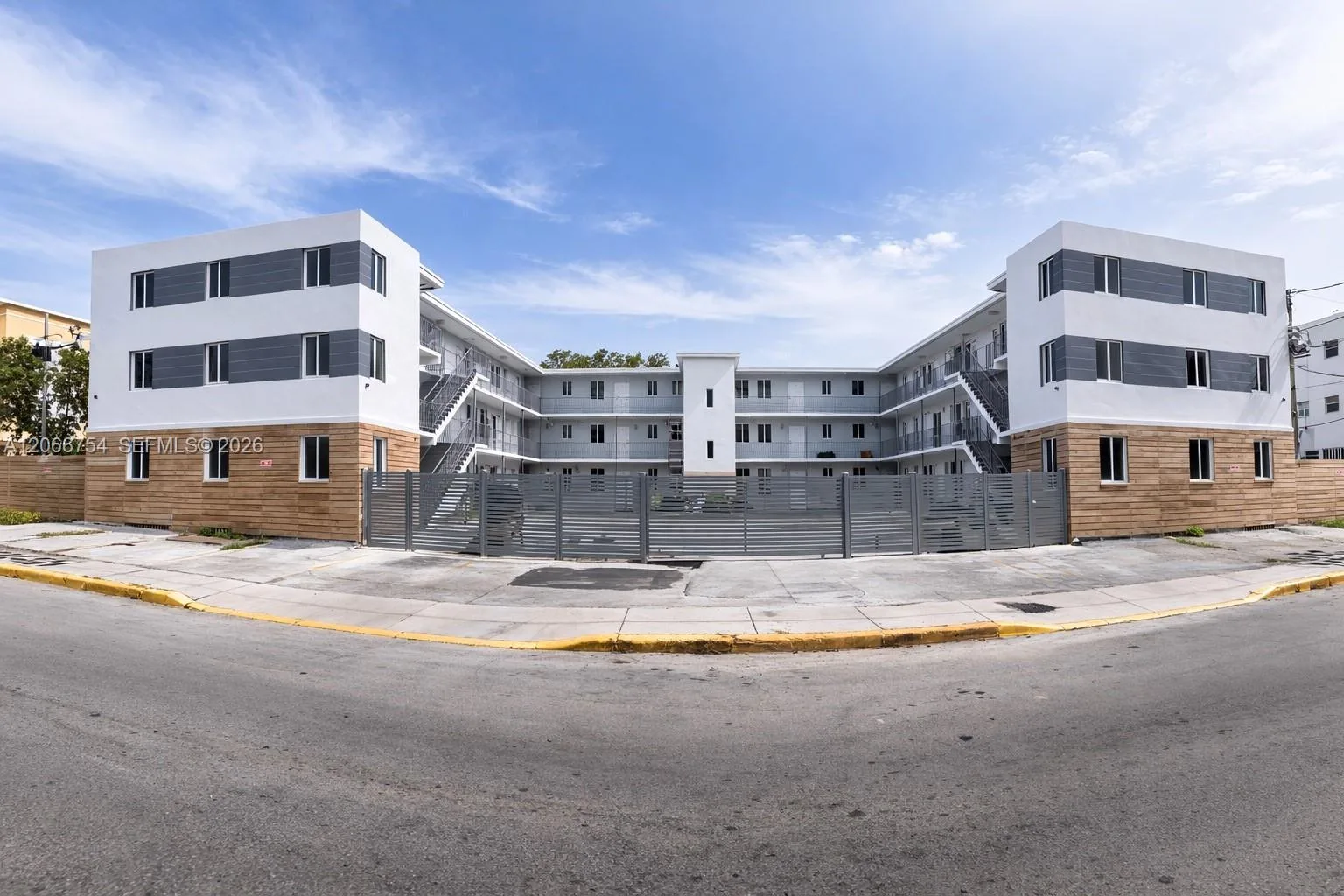 540 NW 7th St # 35, Miami, FL 33136 photo 13