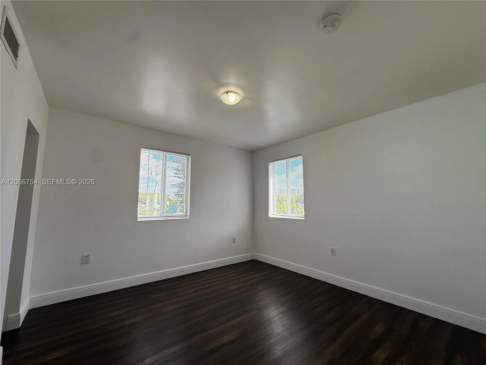 540 NW 7th St # 35, Miami, FL 33136 photo 6