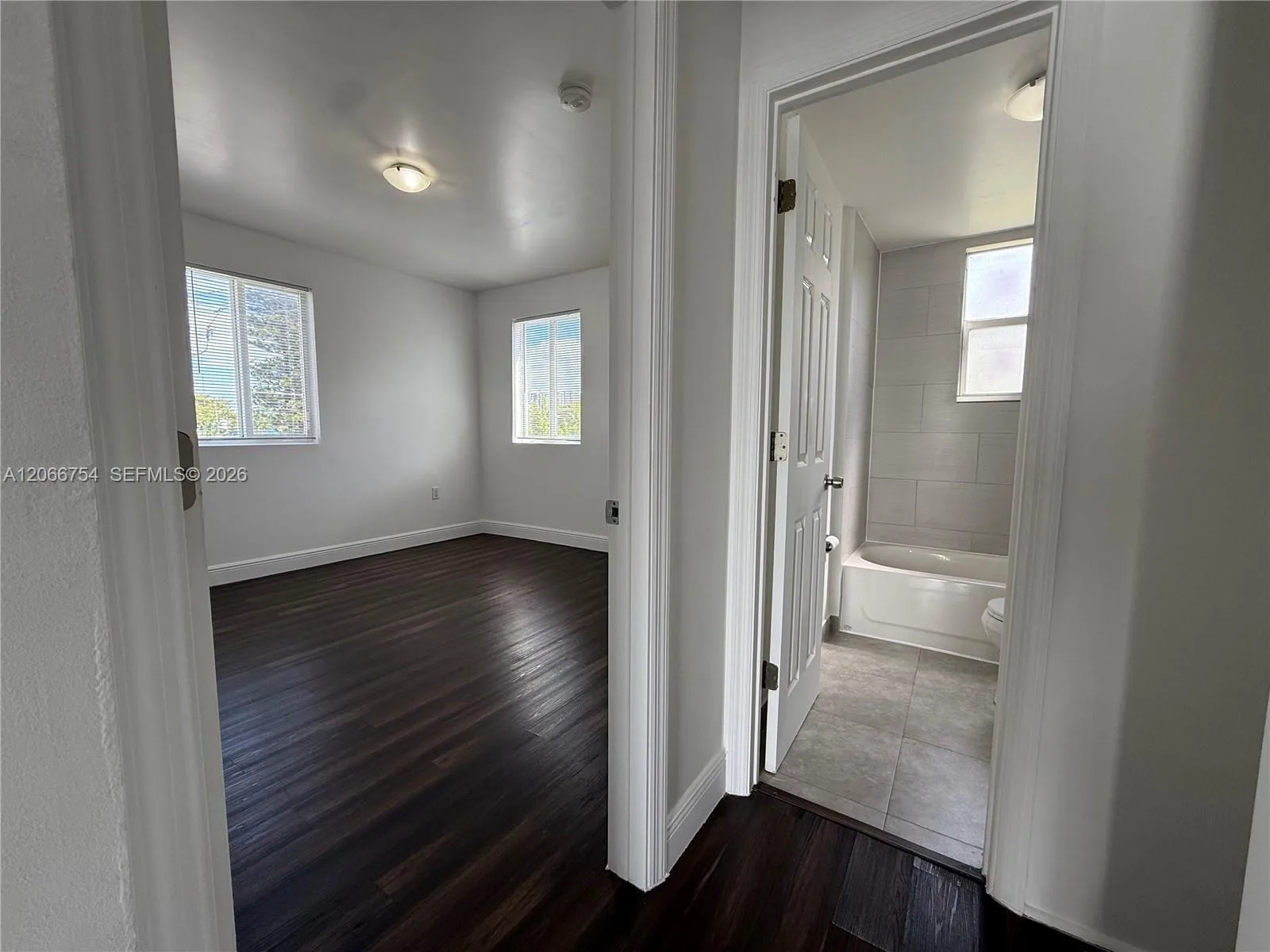 540 NW 7th St # 35, Miami, FL 33136 photo 7